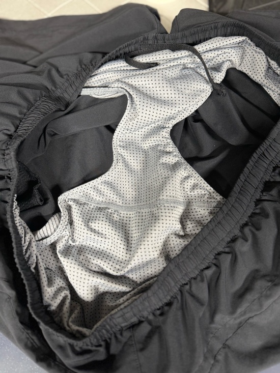 Under Armour HeatGear Lined Training Shorts - Men's XL - Dark Gray/Black - Picture 8 of 8